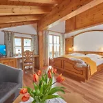 Ξενοδοχείο Lenzenhof 3*