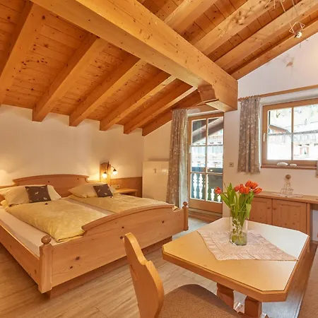 Lenzenhof Hotel 3*