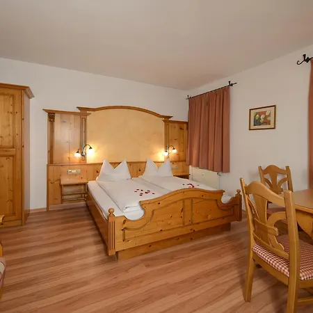 Hotel Lenzenhof Reit im Winkl